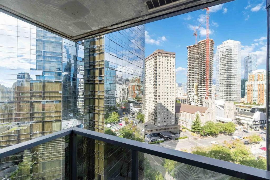 2Br Condo With Breathtaking View In Downtown! Free Parking - 6 Sleep Vancouver Dış mekan fotoğraf