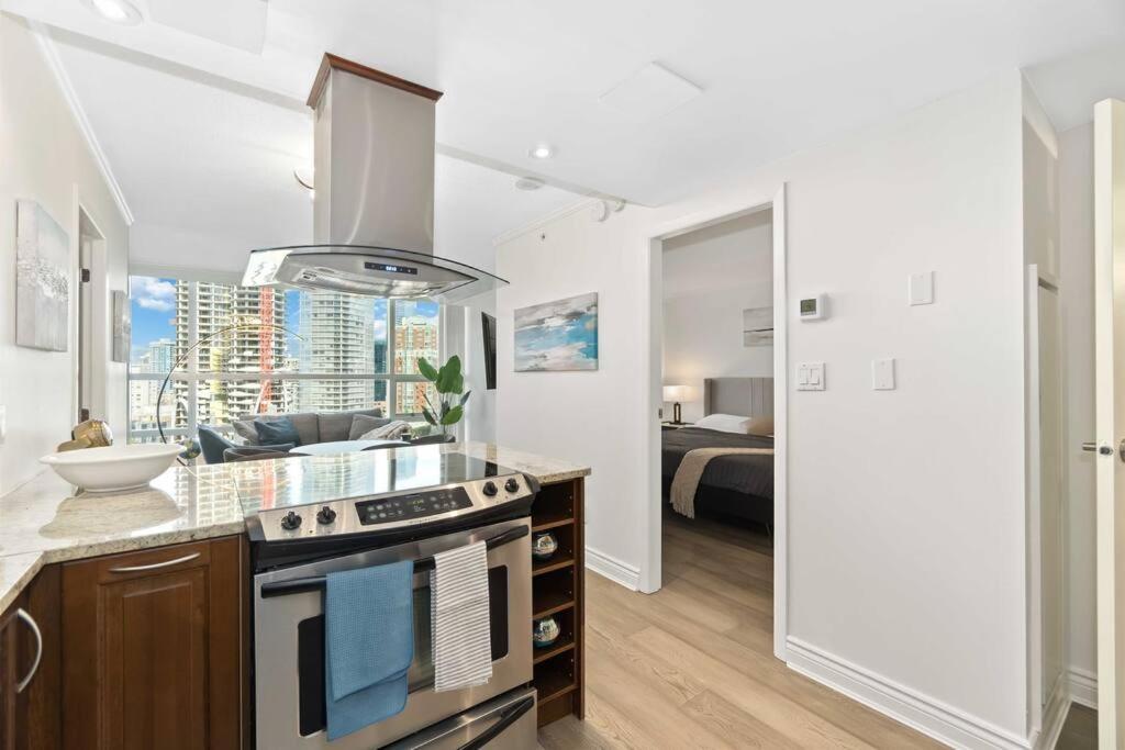 2Br Condo With Breathtaking View In Downtown! Free Parking - 6 Sleep Vancouver Dış mekan fotoğraf