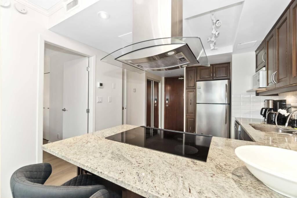 2Br Condo With Breathtaking View In Downtown! Free Parking - 6 Sleep Vancouver Dış mekan fotoğraf